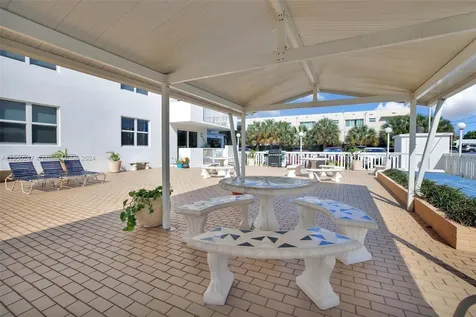 1601 S Ocean Drive Hollywood FL 33019