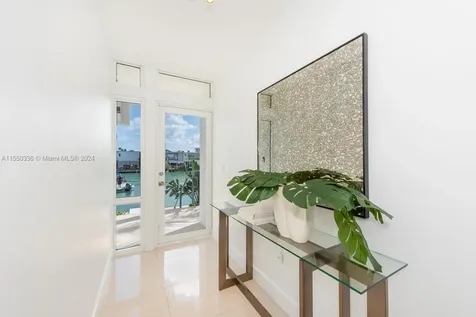 47 N Shore Drive Miami Beach FL 33141