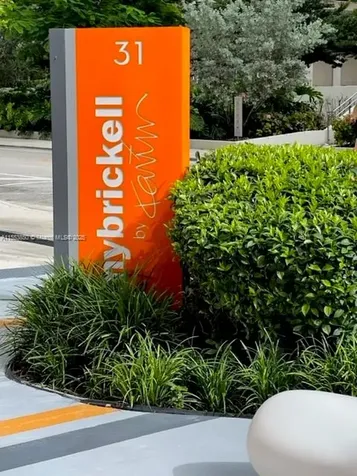 31 SE 6th Street Miami FL 33131