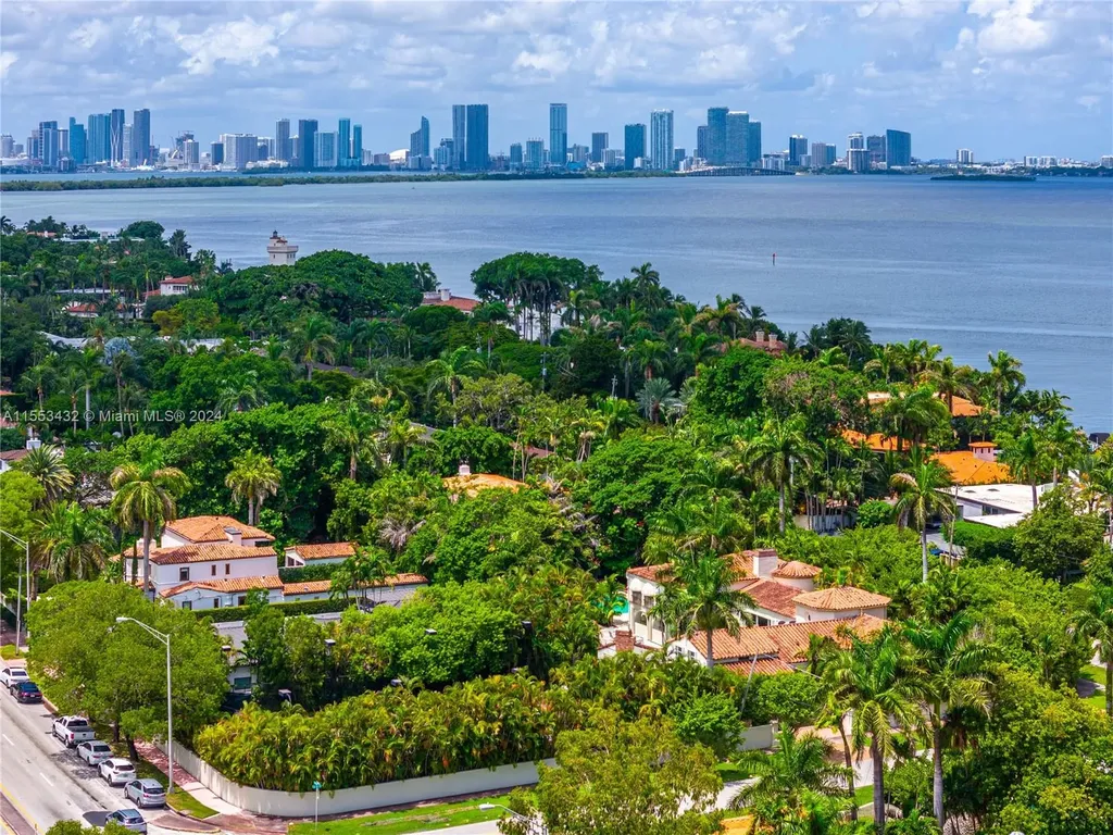 5185 N Bay Road Miami Beach FL 33140