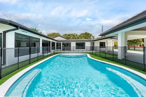9335 SW 144th Street Miami FL 33176