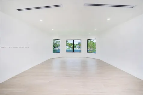 9335 SW 144th Street Miami FL 33176