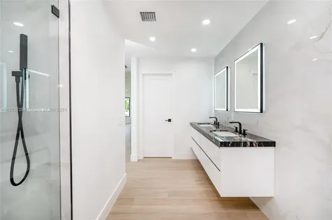 9335 SW 144th Street Miami FL 33176