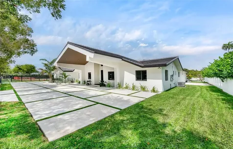 9335 SW 144th Street Miami FL 33176
