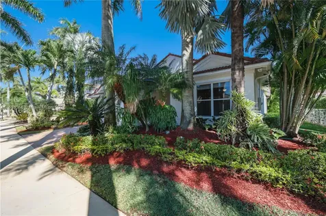 1935 Harbor View Circle Weston FL 33327