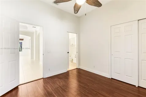1935 Harbor View Circle Weston FL 33327