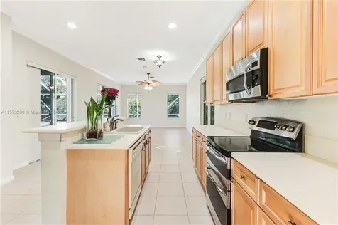 1935 Harbor View Circle Weston FL 33327