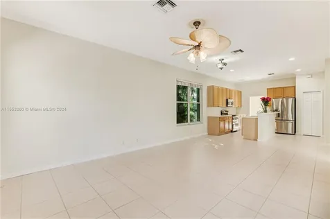 1935 Harbor View Circle Weston FL 33327