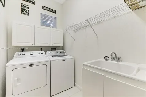 1935 Harbor View Circle Weston FL 33327