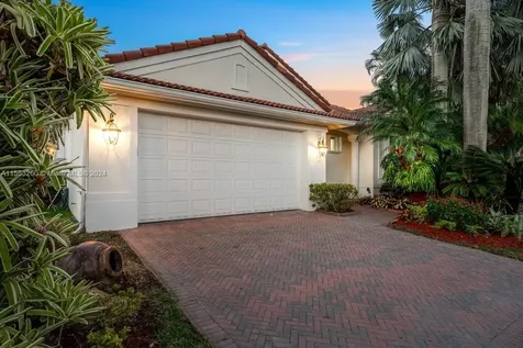1935 Harbor View Circle Weston FL 33327