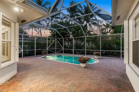 1935 Harbor View Circle Weston FL 33327