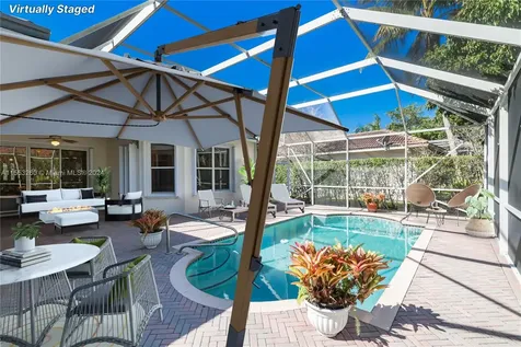 1935 Harbor View Circle Weston FL 33327