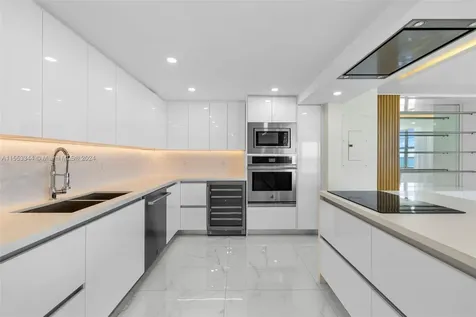 5151 Collins Avenue Miami Beach FL 33140