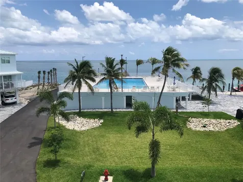 10877 Overseas Highway Marathon FL 33050