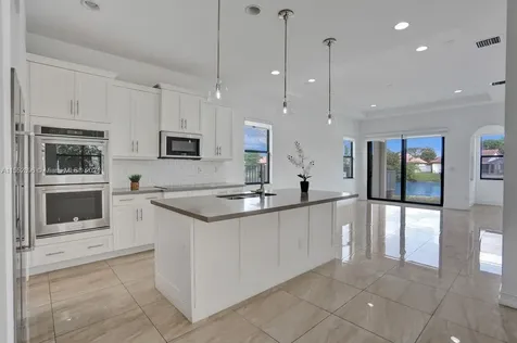 755 SW 113th Lane Pembroke Pines FL 33025