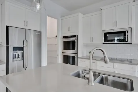 755 SW 113th Lane Pembroke Pines FL 33025
