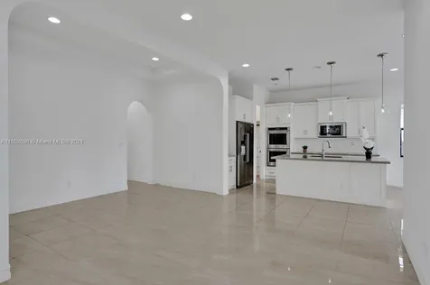 755 SW 113th Lane Pembroke Pines FL 33025