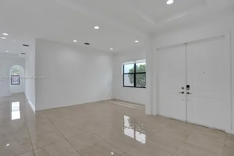 755 SW 113th Lane Pembroke Pines FL 33025