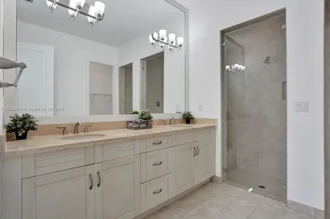 755 SW 113th Lane Pembroke Pines FL 33025