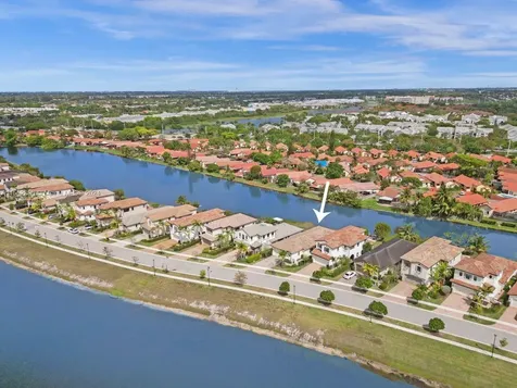 755 SW 113th Lane Pembroke Pines FL 33025