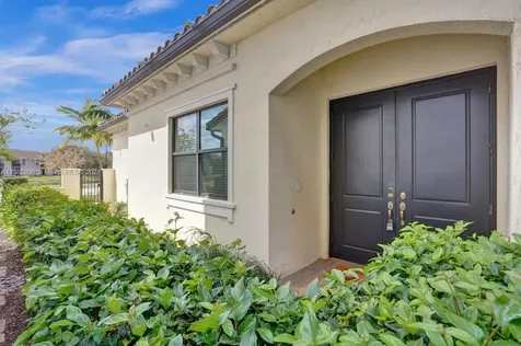 755 SW 113th Lane Pembroke Pines FL 33025