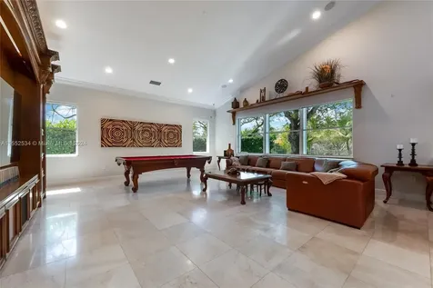 10090 SW 89th Court Miami FL 33176