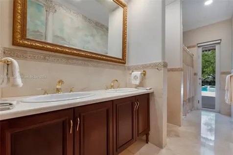 10090 SW 89th Court Miami FL 33176
