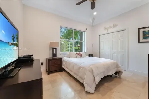 10090 SW 89th Court Miami FL 33176