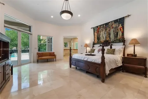10090 SW 89th Court Miami FL 33176