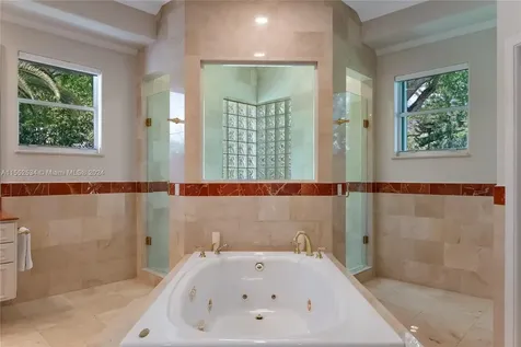 10090 SW 89th Court Miami FL 33176