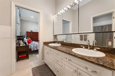 10090 SW 89th Court Miami FL 33176