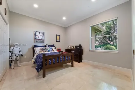 10090 SW 89th Court Miami FL 33176