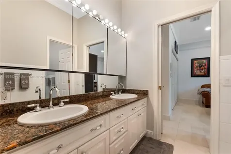10090 SW 89th Court Miami FL 33176