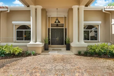 10090 SW 89th Court Miami FL 33176