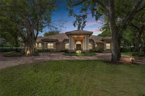 10090 SW 89th Court Miami FL 33176