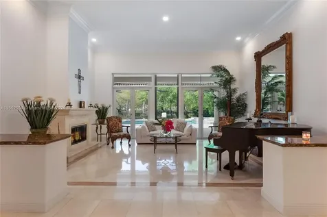 10090 SW 89th Court Miami FL 33176