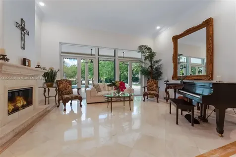 10090 SW 89th Court Miami FL 33176
