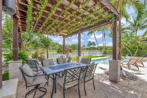 809 Regal Cove Road Weston FL 33327