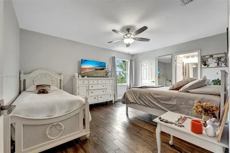 809 Regal Cove Road Weston FL 33327