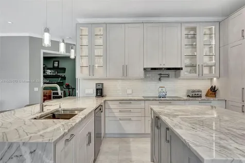 809 Regal Cove Road Weston FL 33327