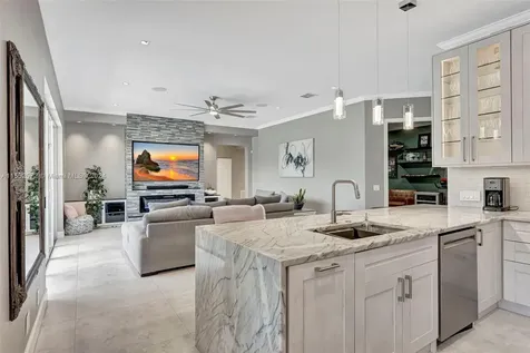 809 Regal Cove Road Weston FL 33327