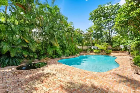 634 NE 56th Street Miami FL 33137