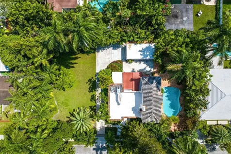 634 NE 56th Street Miami FL 33137