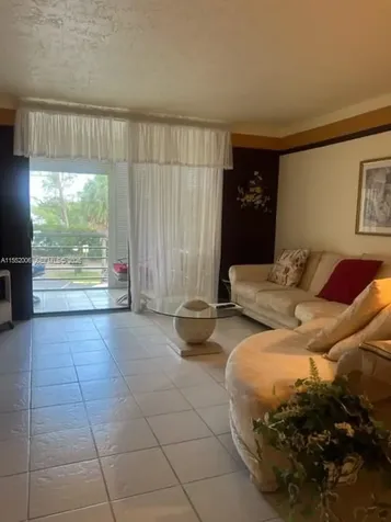 2871 Somerset Drive Lauderdale Lakes FL 33311