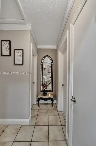 7581 SW 57th Terrace Miami FL 33143