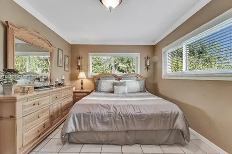 7581 SW 57th Terrace Miami FL 33143