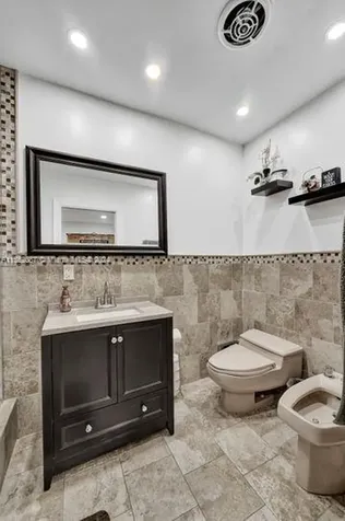 7581 SW 57th Terrace Miami FL 33143