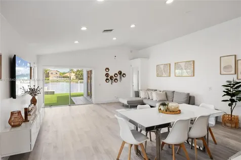 754 San Remo Drive Weston FL 33326