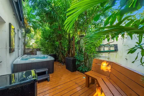 3440 N Meridian Avenue Miami Beach FL 33140