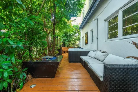 3440 N Meridian Avenue Miami Beach FL 33140